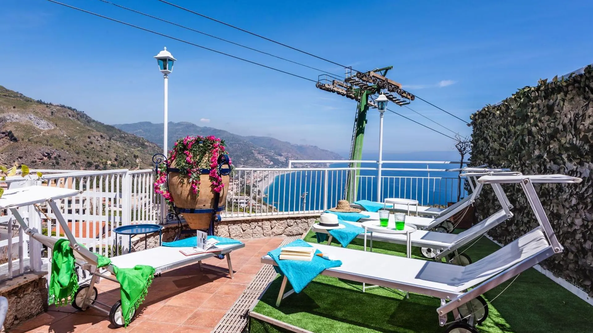 Dream View Suites Taormina 0*,