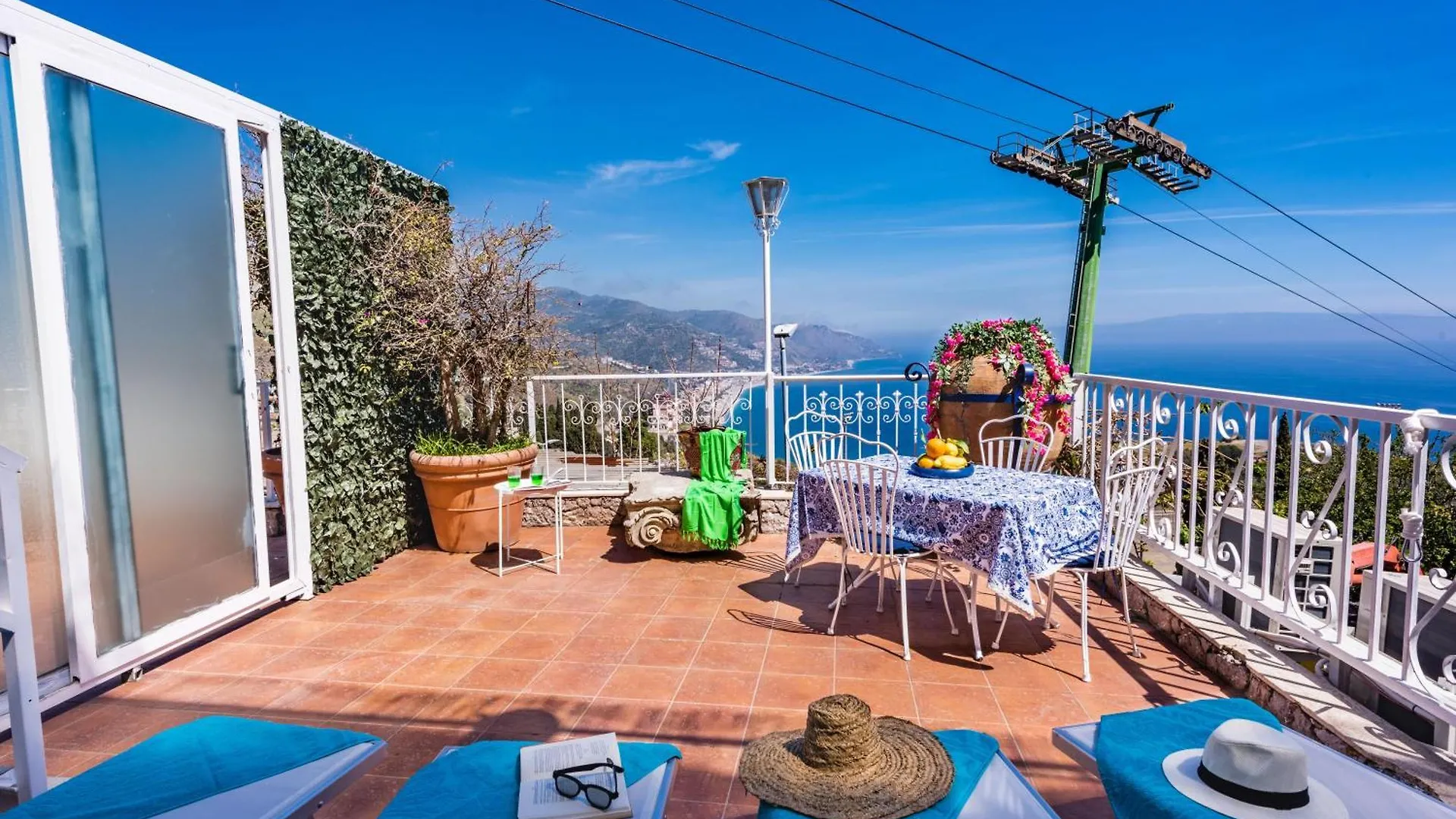 Dream View Suites Taormina Guest house